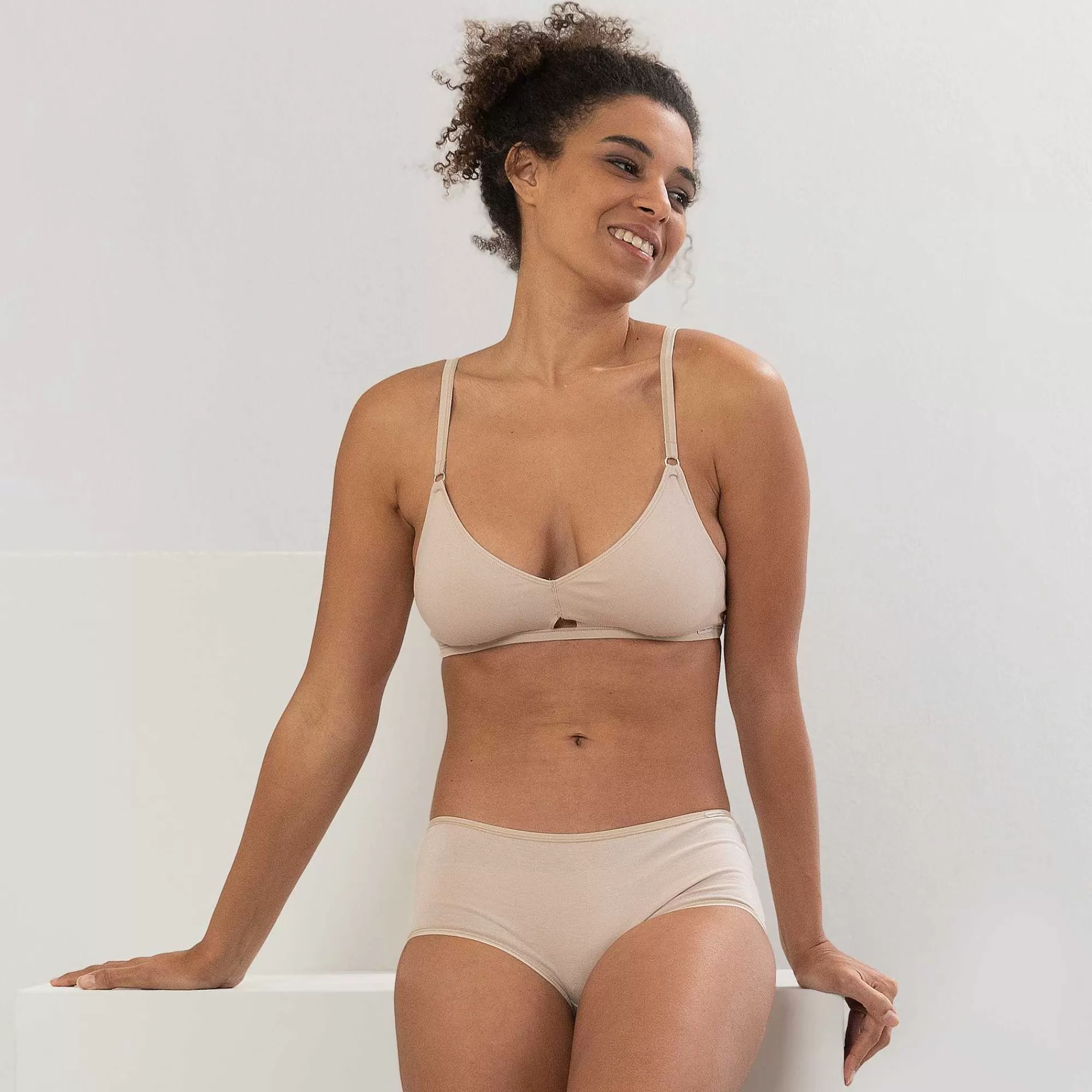 LIVING CRAFTS Gabriela | Soutien-Gorge Triangulaire | Femmes Sous-Vetement